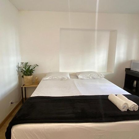 Studios E Quartos Privativos Na Chacara Santo Antonio Sao Paulo Bagian luar foto